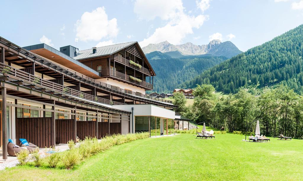 La Casies Mountain Hotel Santa Maddalena in Casies Exterior foto